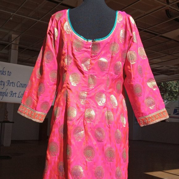 Bright and Bold Pink/orange/gold kurtas tunic top - Picture 11 of 13